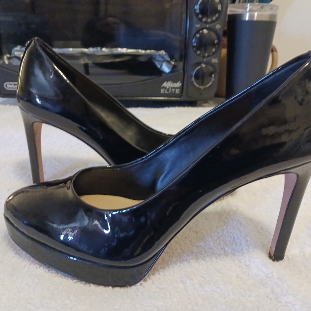 Ladies shoes